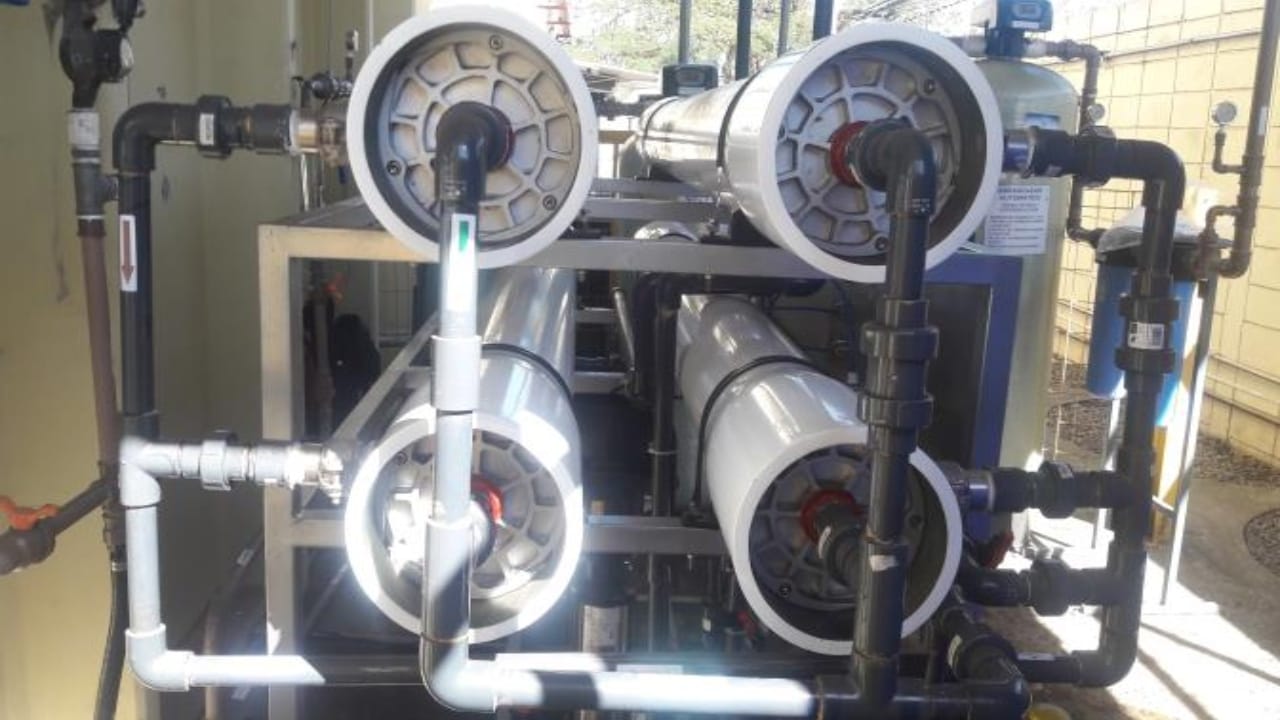 Vasos-de-Alta-e-Baixa-Pressão-para-Membranas-Filtrantes - Hidro T